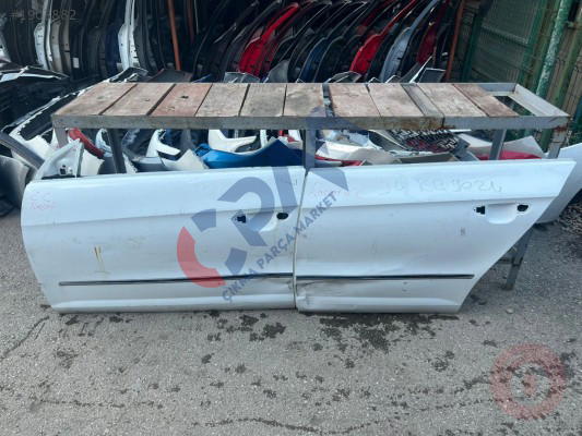 Volkswagen Passat cc sol ön kapı çıkma