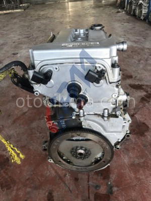 3.2 FSİ MOTOR ÇIKMA PORŞCHE ÇAYENNE AZZ SİLİNDİR KAPAĞI