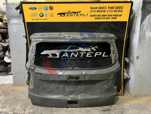 JEEP RENEGADE BAGAJ KAPAĞI ÇIKMA