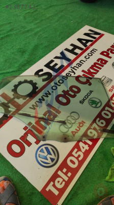 peugeot 407 arka sağ kapı camı