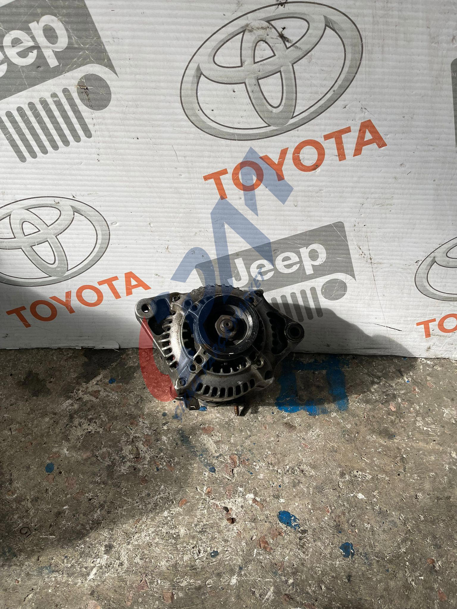 Toyota Corona Çıkma ŞARJ DİNAMOSU