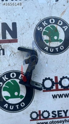 5H0831402 Volkswagen Passat b8.5 b8 golf 7 ön arka uyumlu sağ kapı alt menteşesi ment