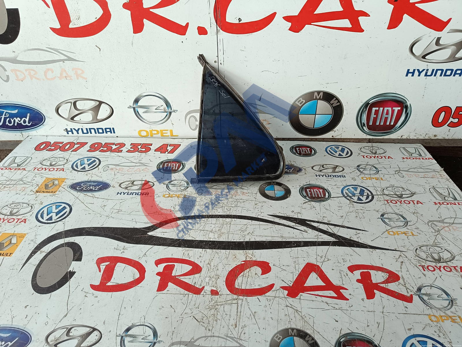 Peugeot 306 Sol Arka Kelebek Camı 43 R 000464