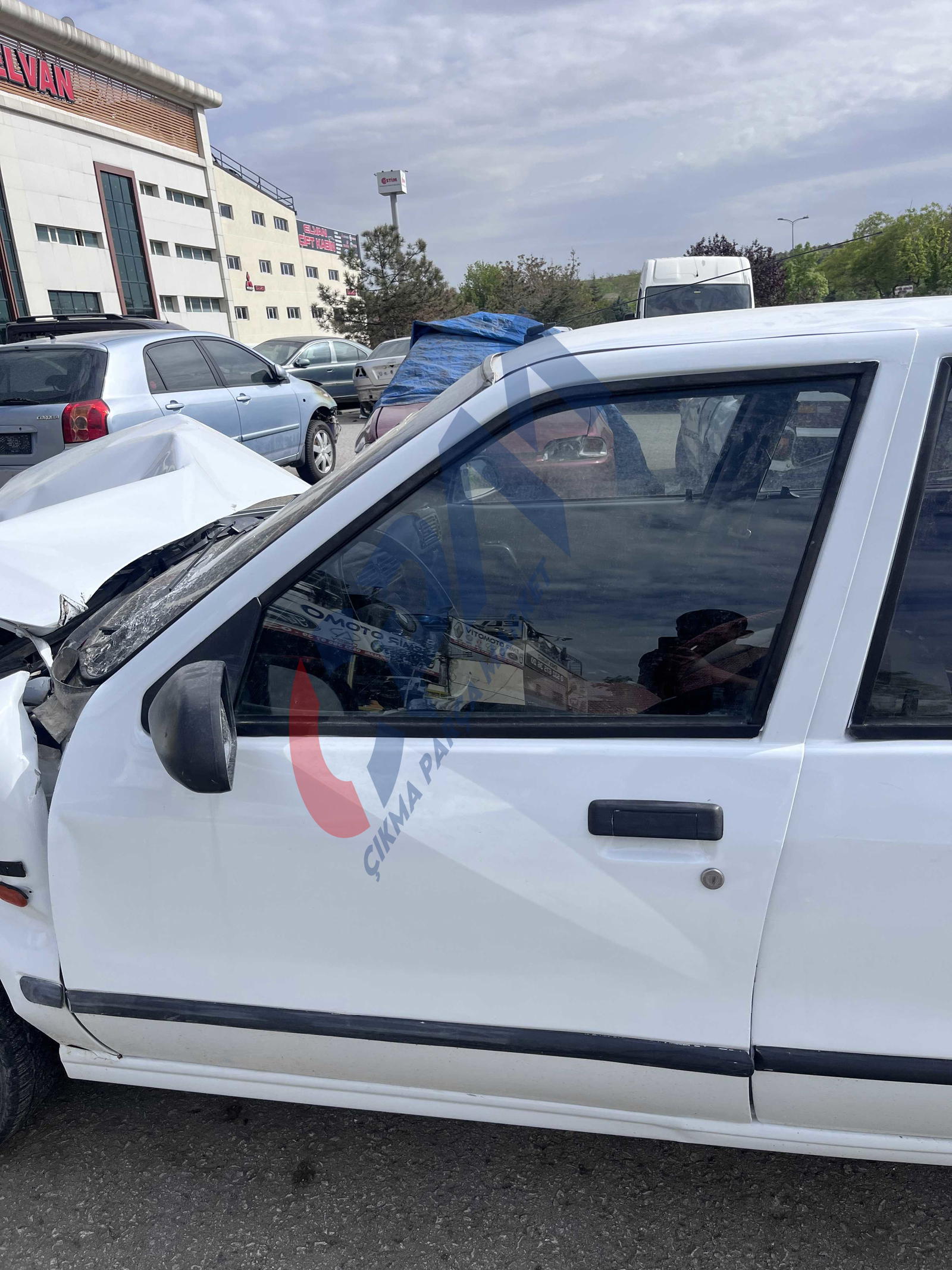 RENAULT R19 SOL ÖN KAPI HATASIZ