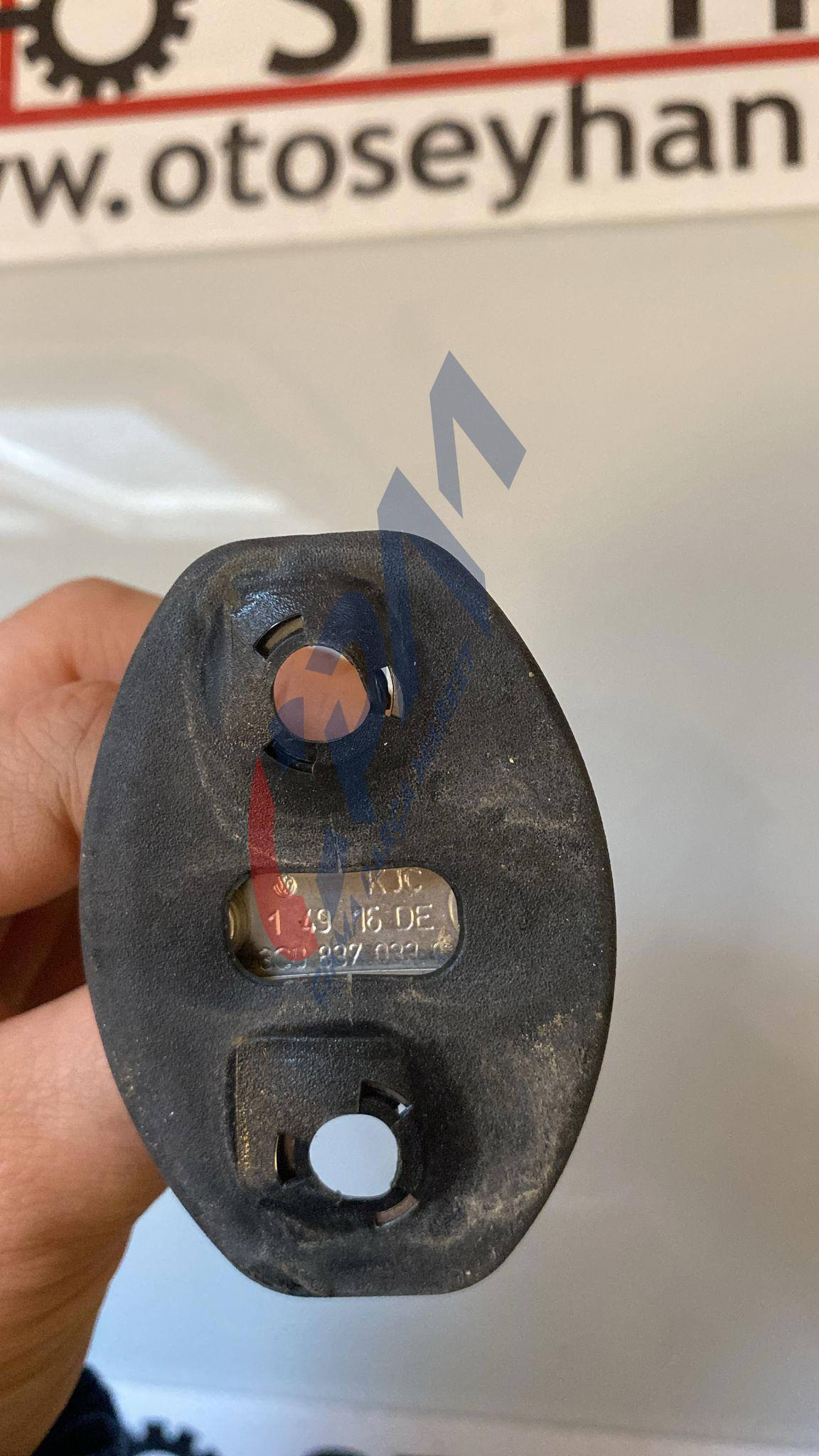 3C0837033C audi a3 2019 sol ön kapı kilit karşılığı
