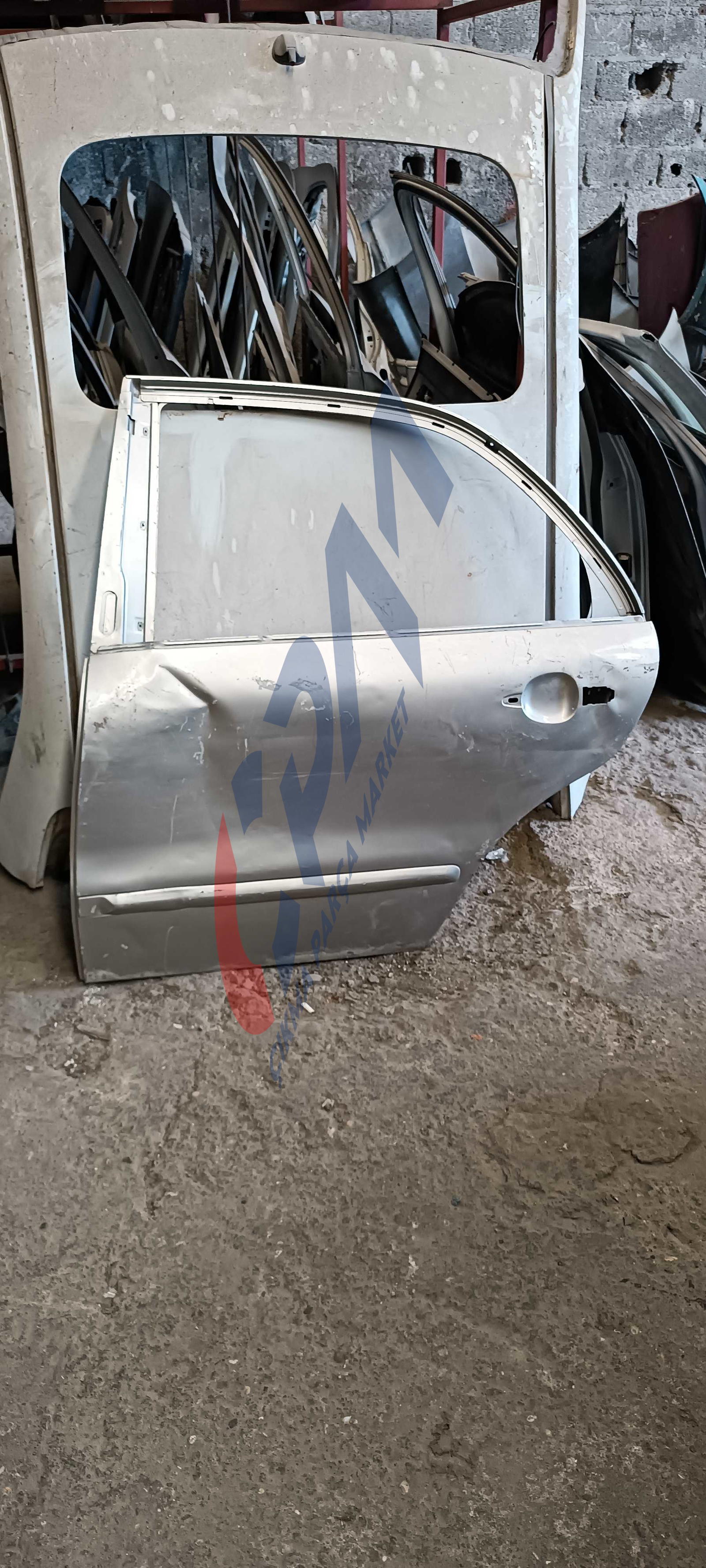 1984 2005 Fiat Marea Sol arka Kapı