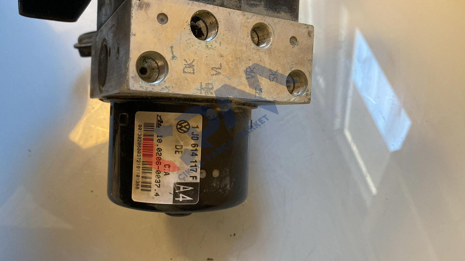 1C0907379J 1J0614117F volkswagen bora golf 4 abs beyni