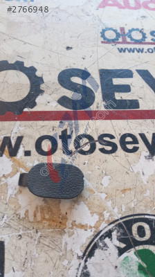 5H0863359 Golf 8 orta konsol vida kapağı