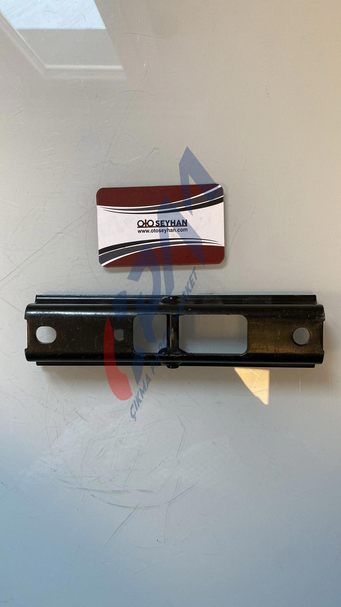 2K0883873 volkswagen caddy arka koltuk bağlantı demiri