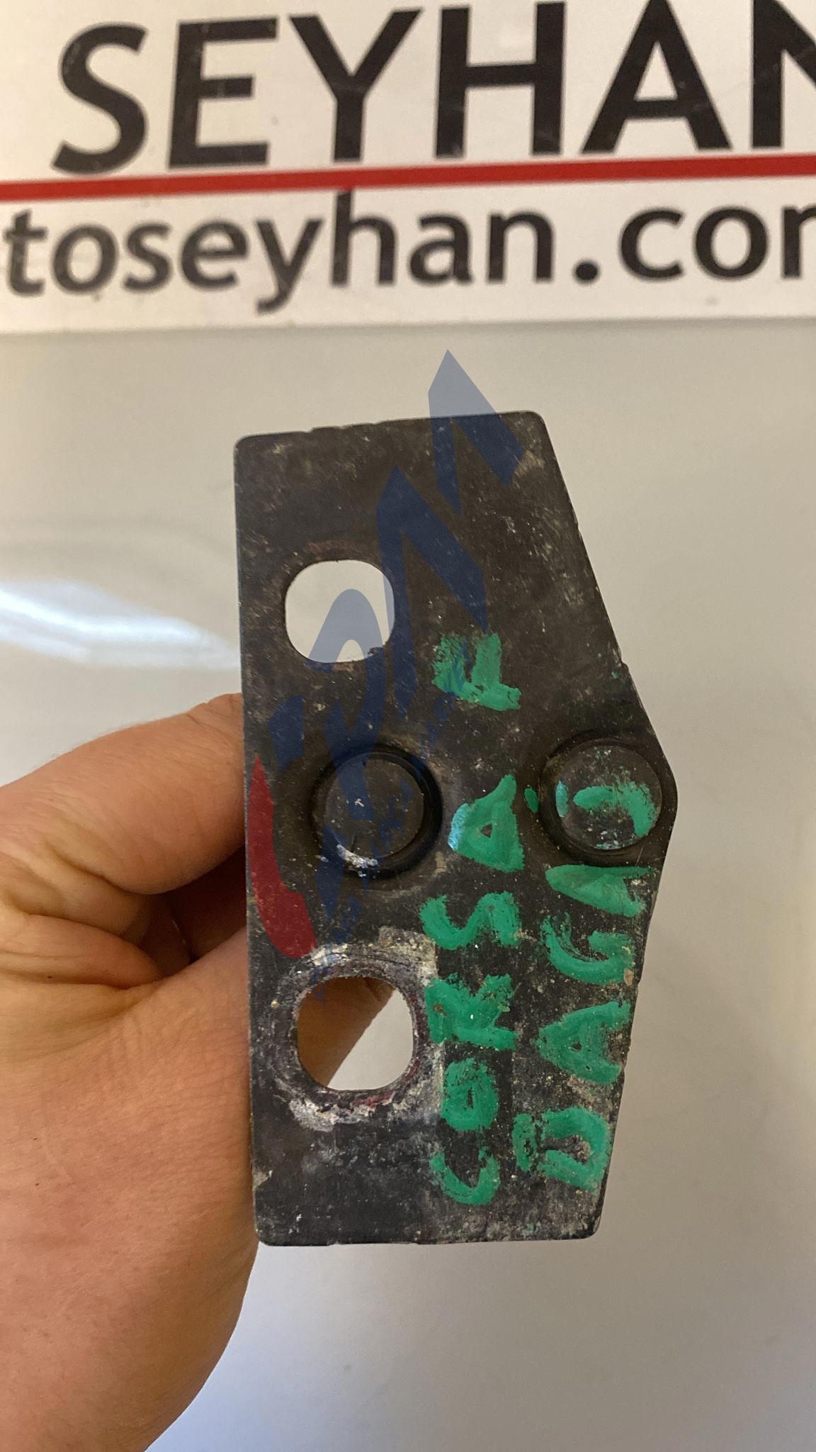 9843689580 Opel Corsa F bagaj kilit karşılığı