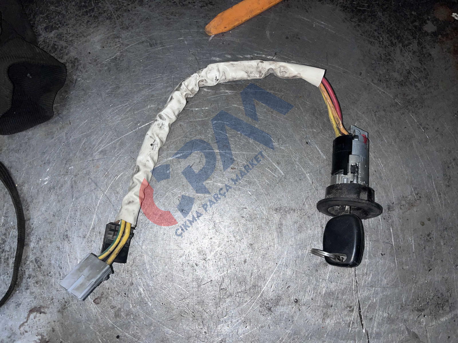 RENAULT KANGOO 1.9 DİREKSİYON KONTAĞI