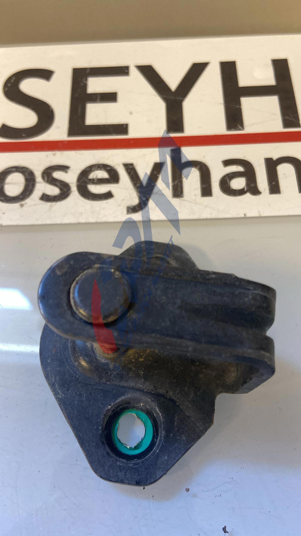 7H0843767B Volkswagen Caddy 2008 sağ sol sürgülü kapı kilit karşılığı