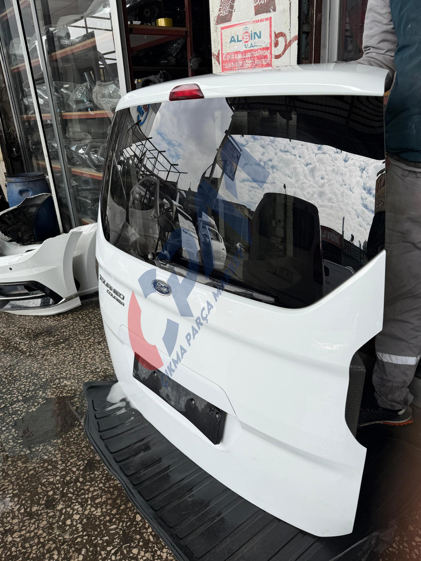 2014 2020 FORD TOURNEO COURIER ARKA BAGAJ
