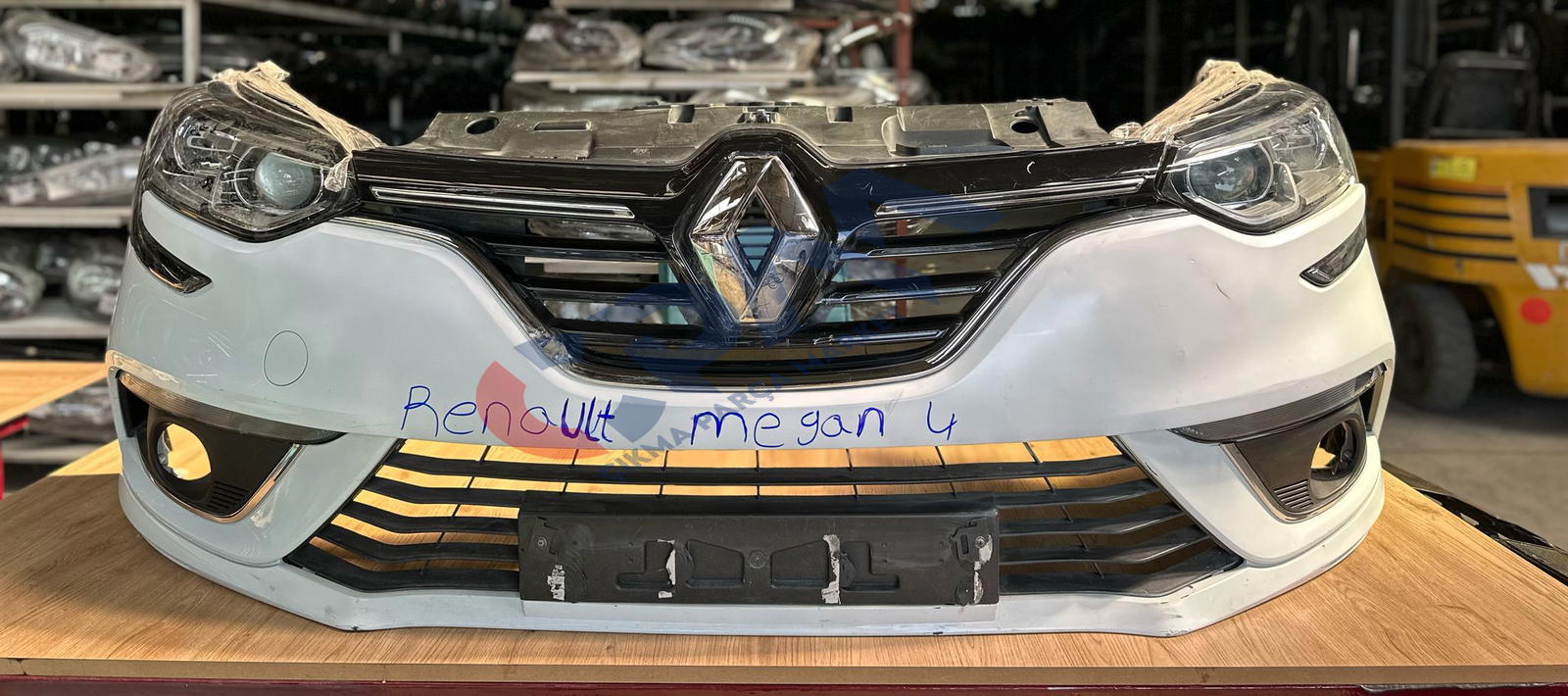 Renault Megane 4 DOLU Tampon