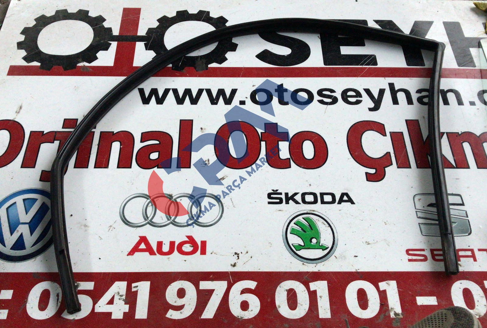 6K4837432 Seat ibiza 1999 sağ ön kapı cam çerçeve fitili
