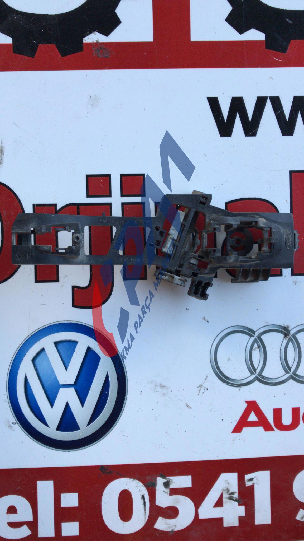 8A61 A224A36 ford fiesta 2011 sağ arka kapı açma kolu braketi