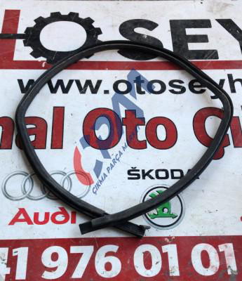 3B0837439E volkswagen passat b5 2000 sol arka kapı cam çerçeve fitili iç