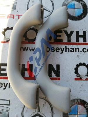 2K0857607 vw caddy tavan tutamağı