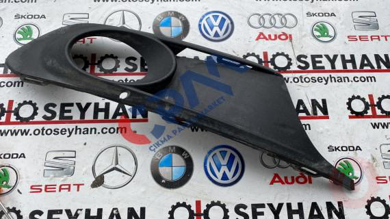 5C6853666A volkswagen jetta 2011 15 sağ sis far kapağı