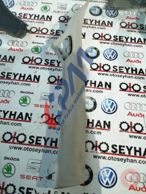 8P0867234B audi a3 sportback 2008 sağ ön direk kaplaması