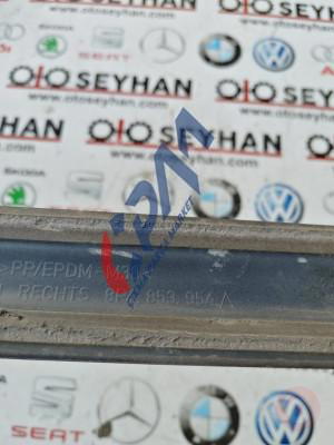 8P4853954A audi a3 sportback 2008 sağ ön kapı bandı çıtası üst
