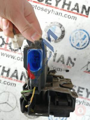 7L0839015 vw golf 5 sol arka kapı kilidi