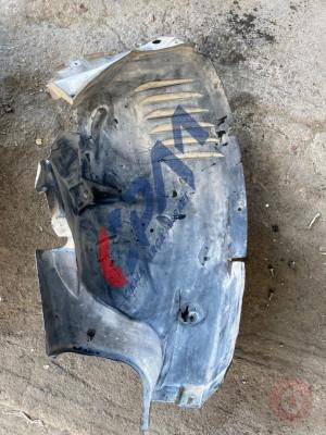 A2046984530 mercedes c180 w204 sol ön çamurluk davlumbazı ön parçası