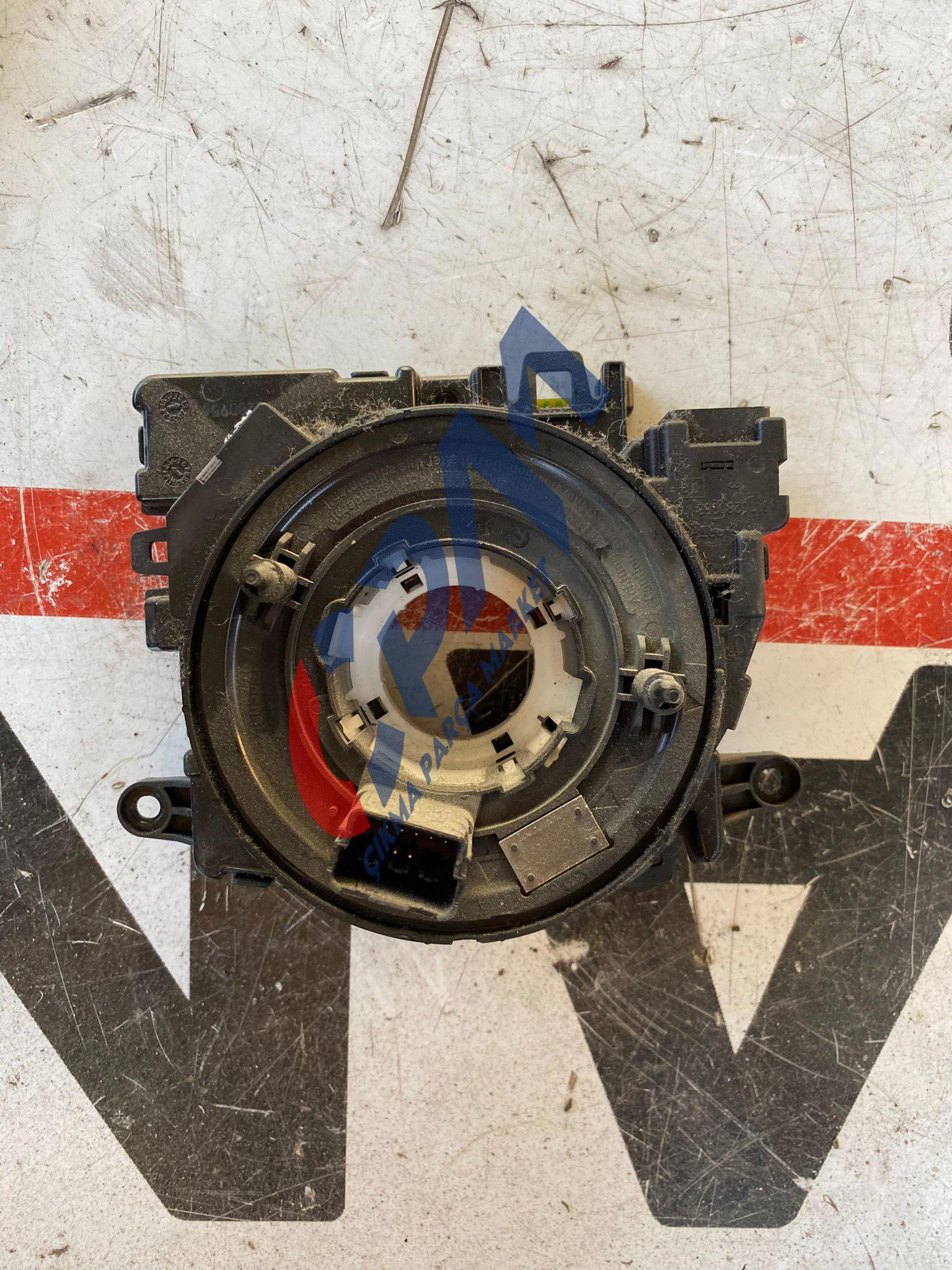 5Q1953549 A3 golf passat octavia 2019 direksiyon airbag sargısı zembereği