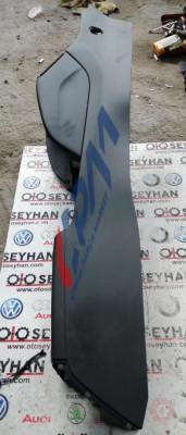 8V1863243 audi a3 2020 orta konsol