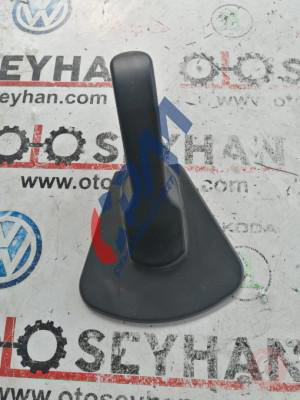 8P0886197 Volkswagen golf 5 arka koltuk bağlantı yuvası kapağı