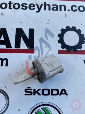 1K0907543A volkswagen audi seat skoda kalorifer derece sensörü