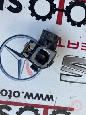 1K5945269 volkswagen jetta 2008 sol bagaj iç stop duyu