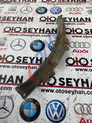 658853887A skoda kamiq 2021 sol ön çamurluk davlumbazı ucu