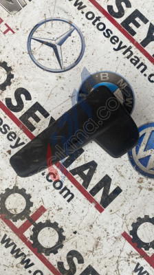 6R1823533 vw tiguan kapı açma kolu braketi
