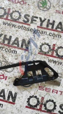 5C6839198A Passat b8 arka sağ iç açma kolu braketi