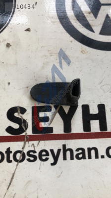 6Q4858883 Seat Leon 2015 arka koltuk yan kaplaması klipsi