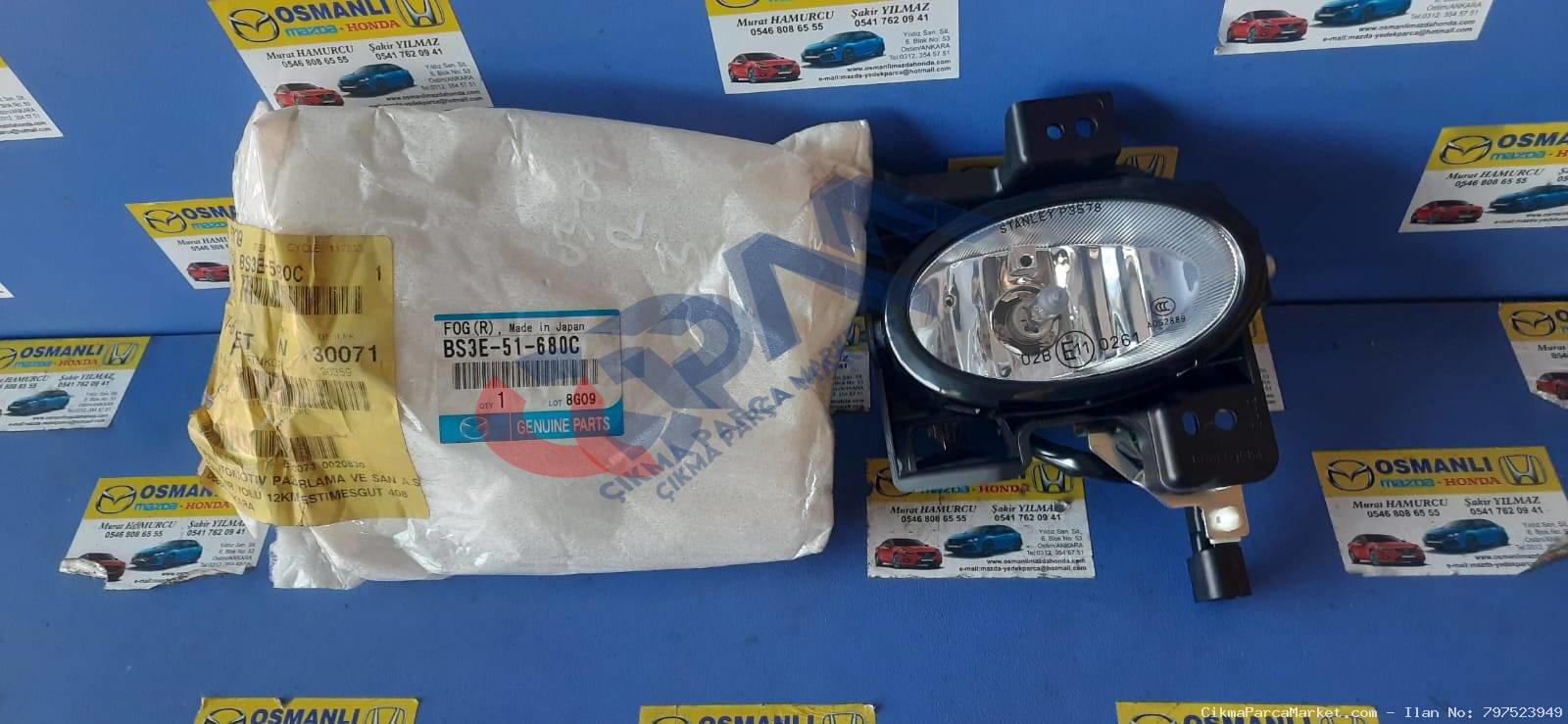 Mazda 3  Sağ Sis Farı