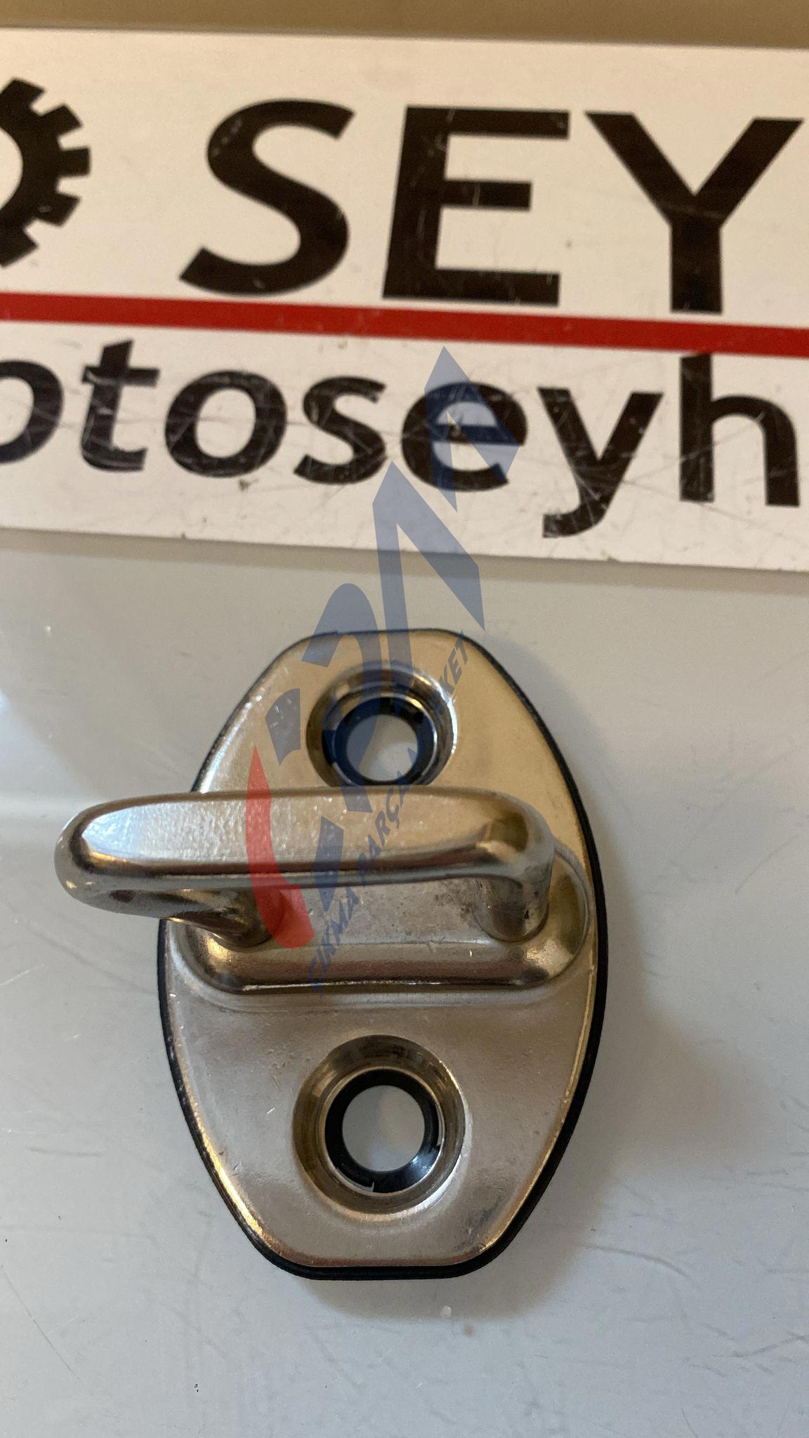 3C0837033B Skoda Superb 2020 ön sol sağ uyumlu kapı kilit karşılığı