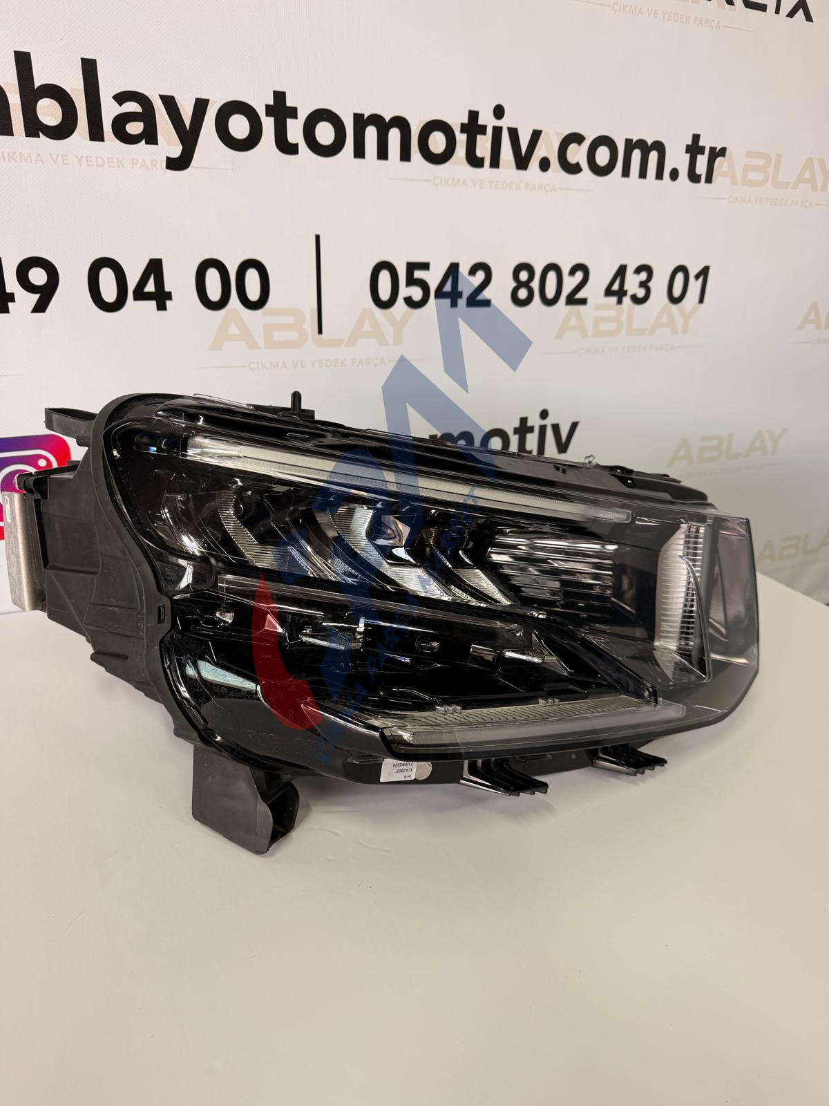 CITROEN BERLINGO LED FAR SAĞ ÖN FAR 9852932780