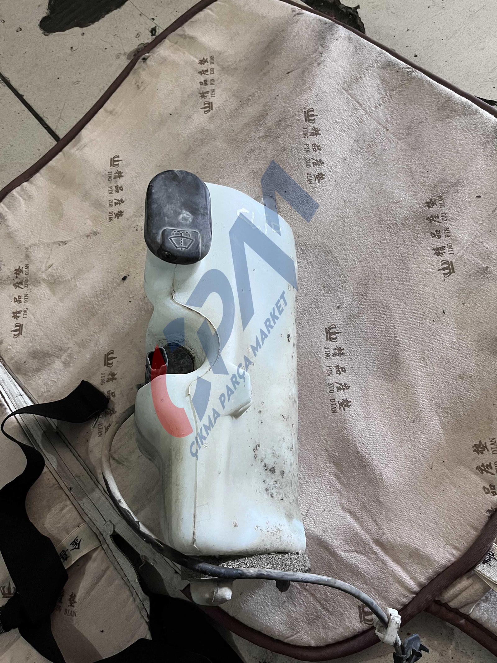 Renault Clio Cam Silecek Su Girişi