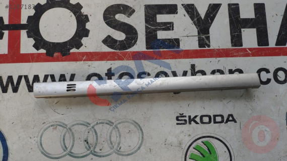 9644562777 peugeot 407 orta konsol üst çıtası