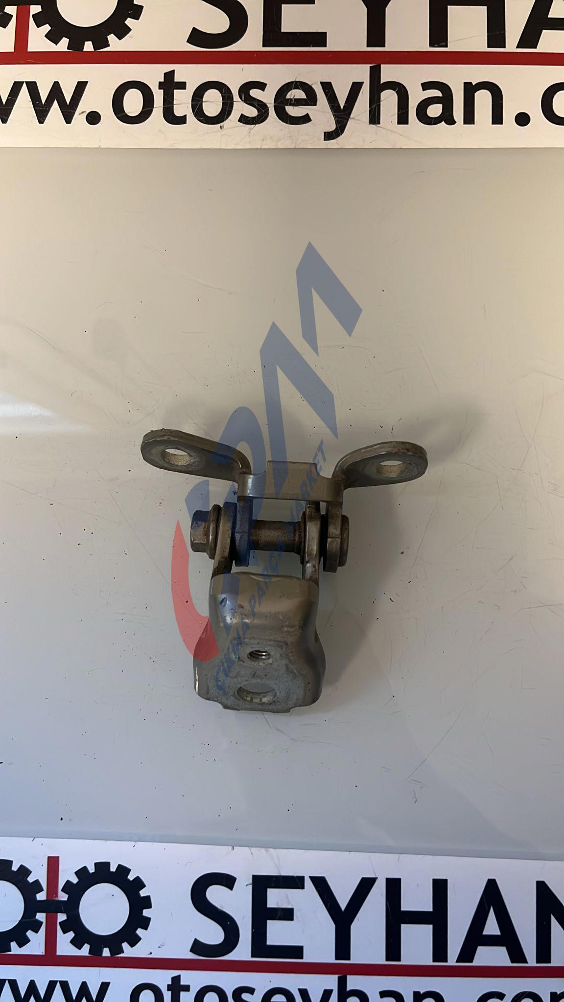 5J0833401 skoda fabia 2012 ön sol üst kapı menteşesi