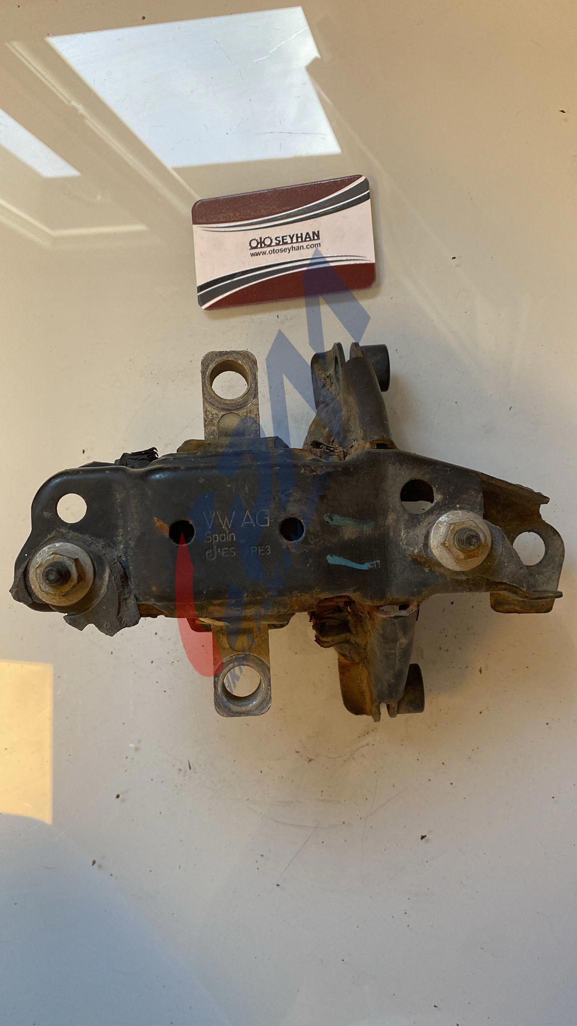 6Q0199555 seat ibiza 2004 motor kulağı