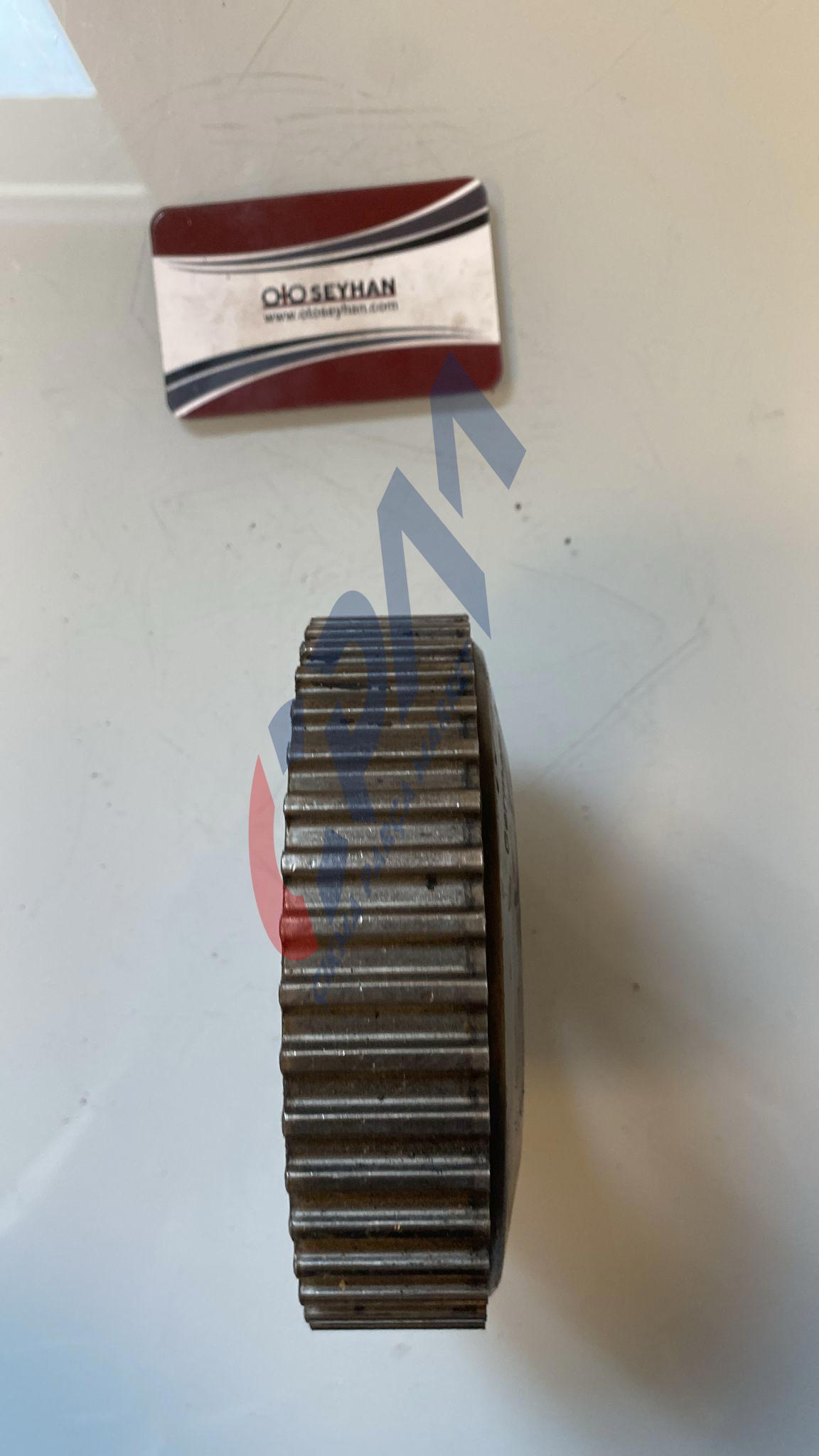 038130111B bora 1.9 tdi mazot pompa dişlisi