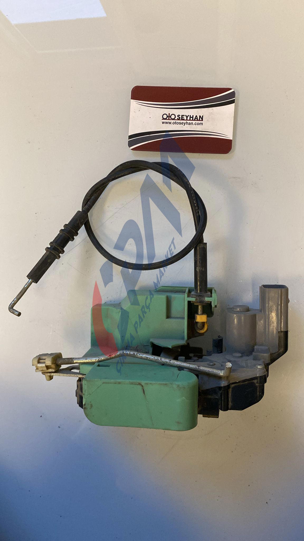 Fiat Linea sağ ön kapı kilidi