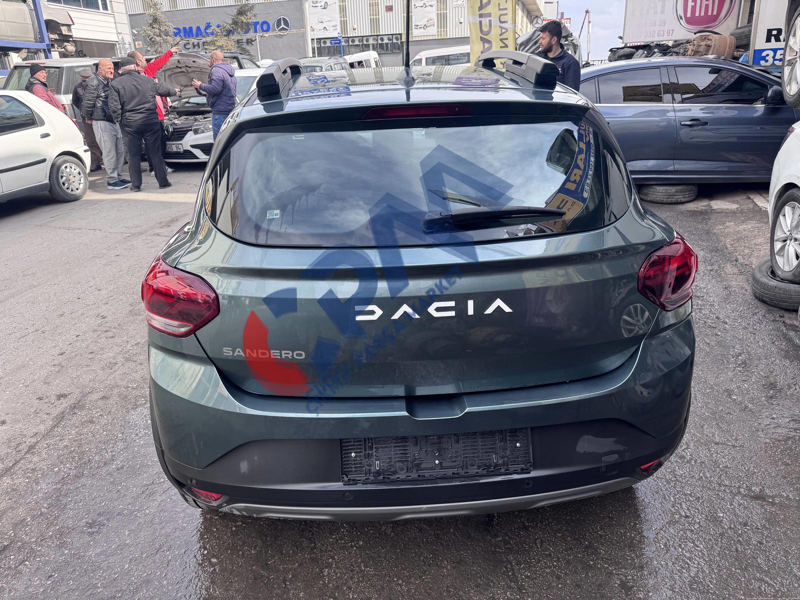 Dacia Sandero Stepway Çıkma Bagaj Kapağı Sedir Yeşili