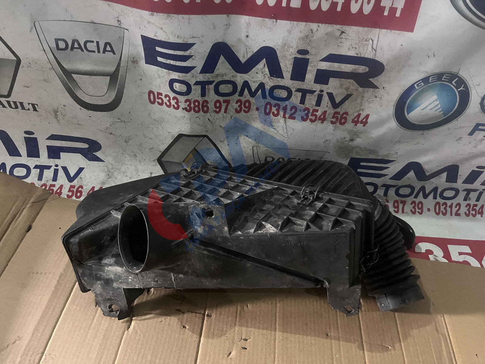 Renault Laguna 1 2.0 8v  Hava Filtre Kutusu