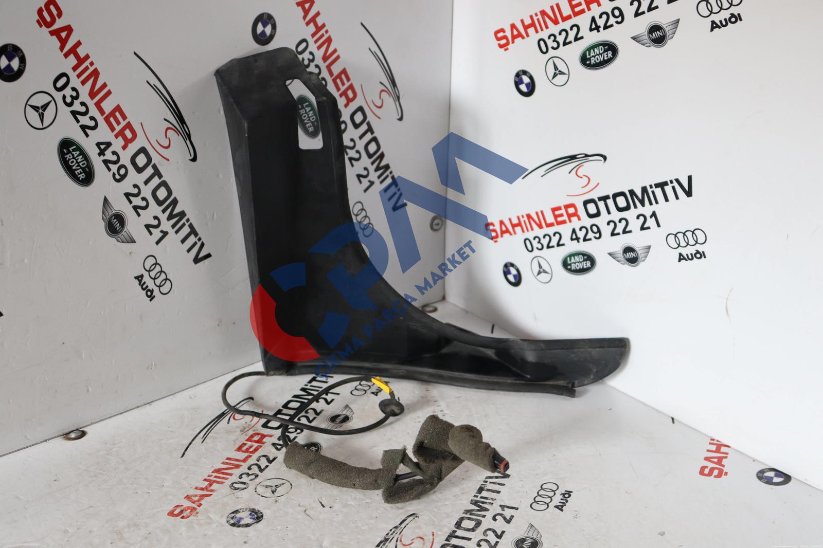 Land Rover Range Rover Vogue L405 Sol Arka Trim kapağı CPLA 406A77