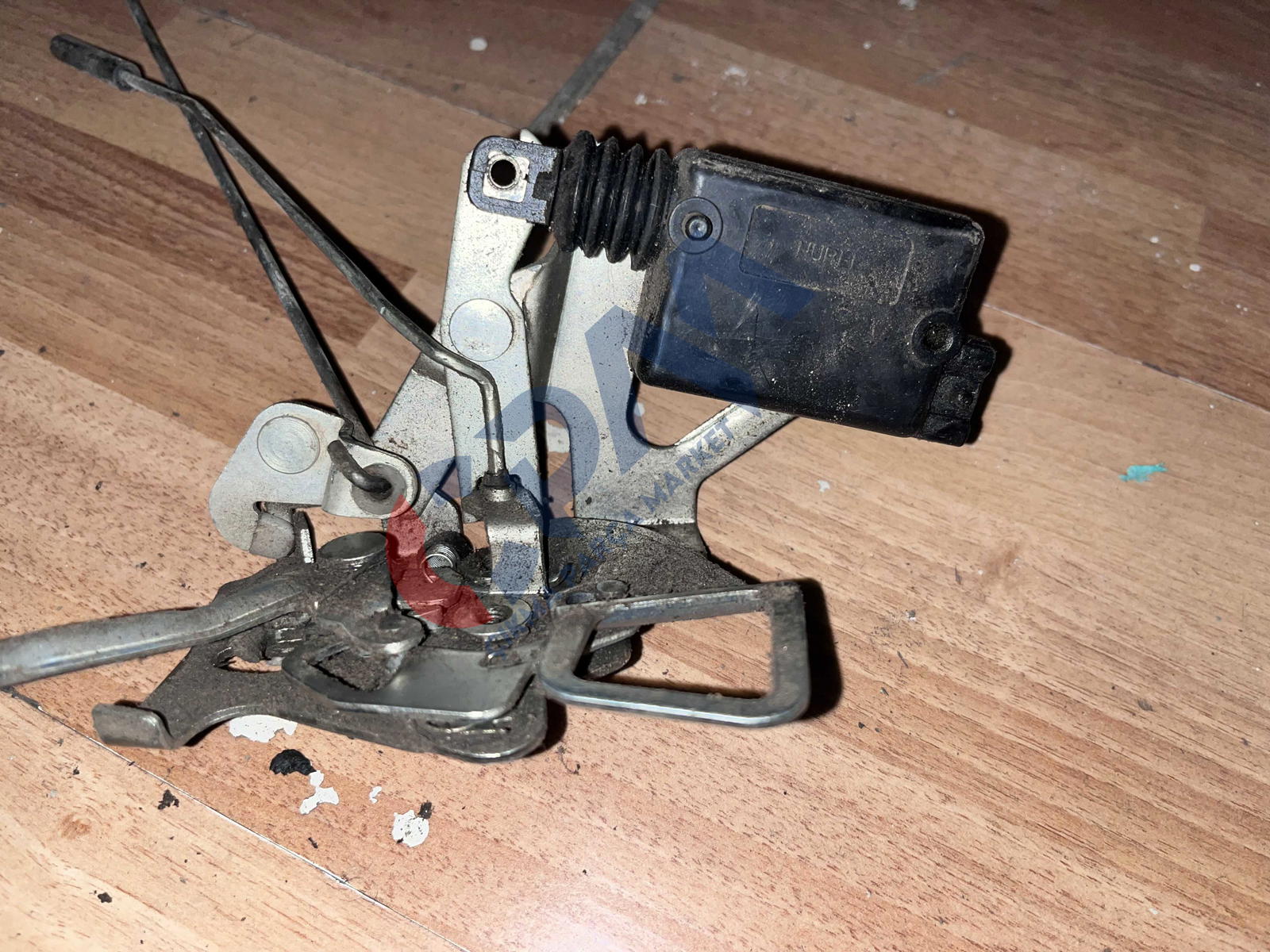 Renault R 11 Sag ön Kapı mekanizması