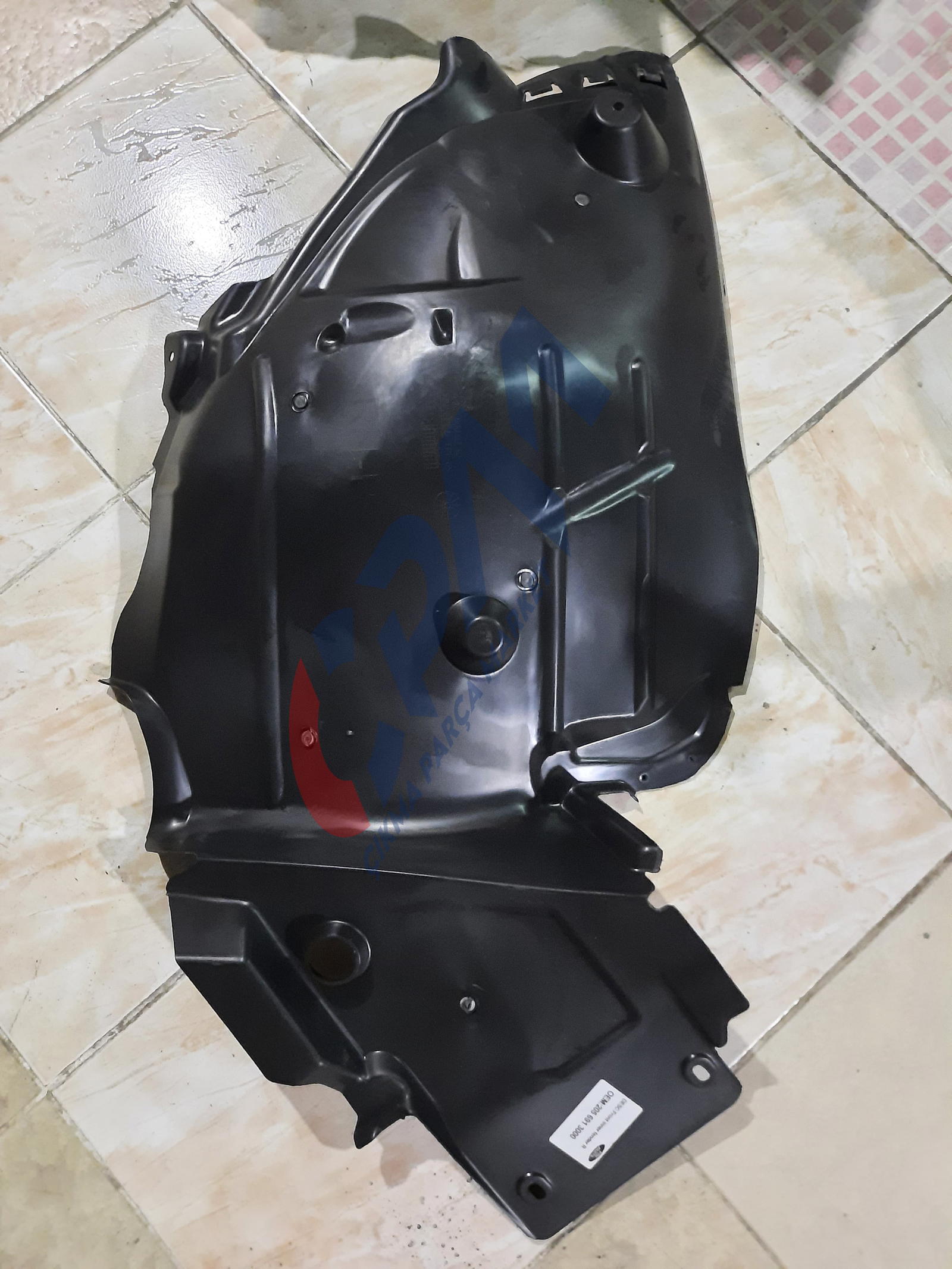 Mercedes C Serisi W205 DAVLUMBAZI Sol Ön Çamurluk A2056913000
